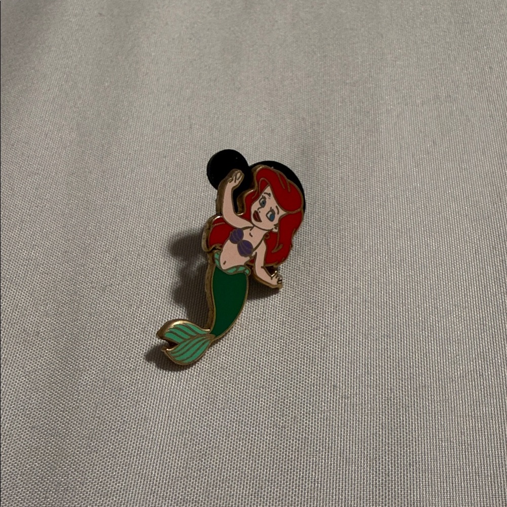 Ariel Enamel Pin - Disney